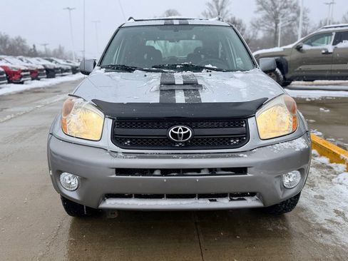 Used 2004 Toyota RAV4 2WD image 2