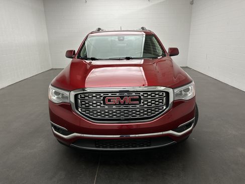 Used 2019 GMC Acadia Denali w/ Technology Package AWD/4WD image 4