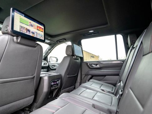 Certified 2023 Chevrolet Suburban RST AWD/4WD image 29