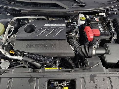 Used 2025 Nissan Rogue SV image 13