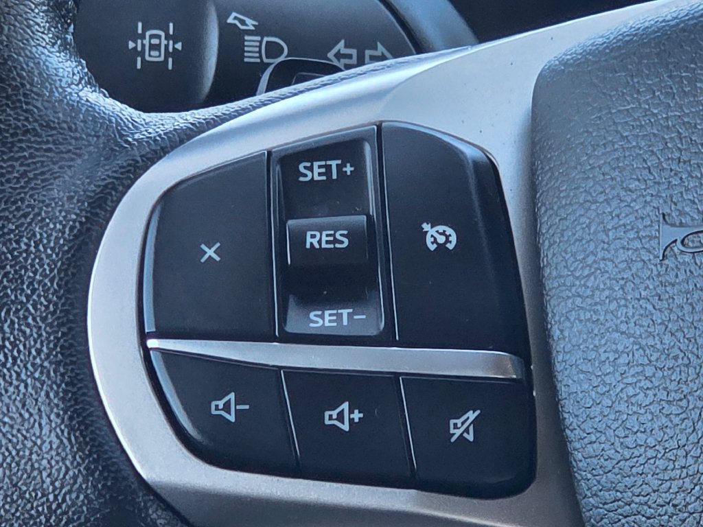 Used 2021 Ford Explorer XLT w/ Equipment Group 202A AWD/4WD image 21
