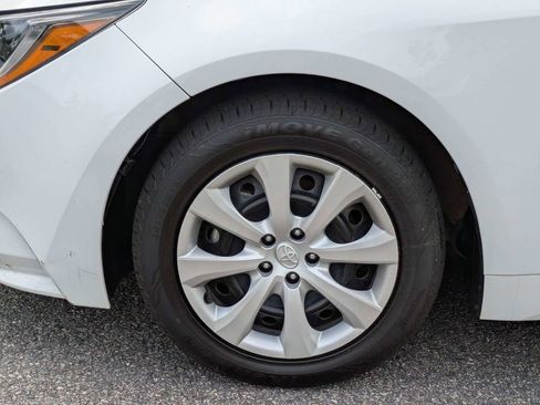 Used 2023 Toyota Corolla LE FWD image 14