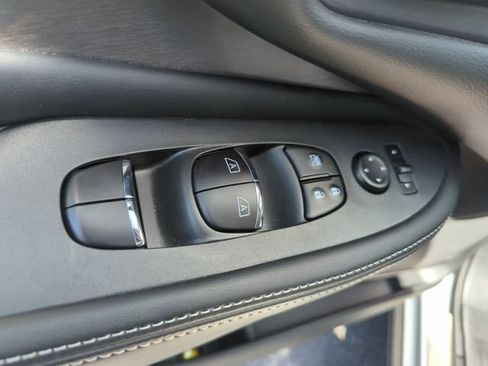 Certified 2023 Nissan Murano SL w/ SL Moonroof Package FWD image 33