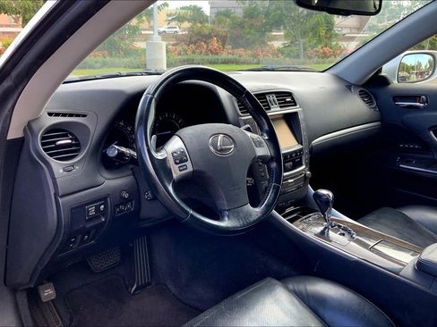 Used 2015 Lexus IS 250C image 12