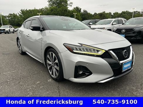 Used 2019 Nissan Maxima Platinum w/ Sport Mat Group FWD image 7