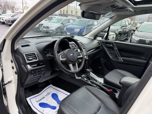 Used 2018 Subaru Forester 2.5i Touring w/ Popular Package #3B image 10