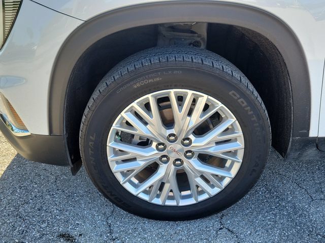 Used 2024 GMC Acadia Elevation w/ Luxury Package FWD image 14