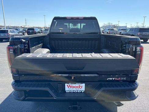 New 2026 GMC Sierra 2500 AT4X AWD/4WD image 36