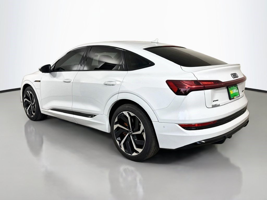 Used 2022 Audi e-tron Premium Plus w/ Premium Plus Package AWD/4WD image 7