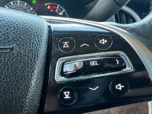Used 2016 Cadillac Escalade ESV Premium AWD/4WD image 22