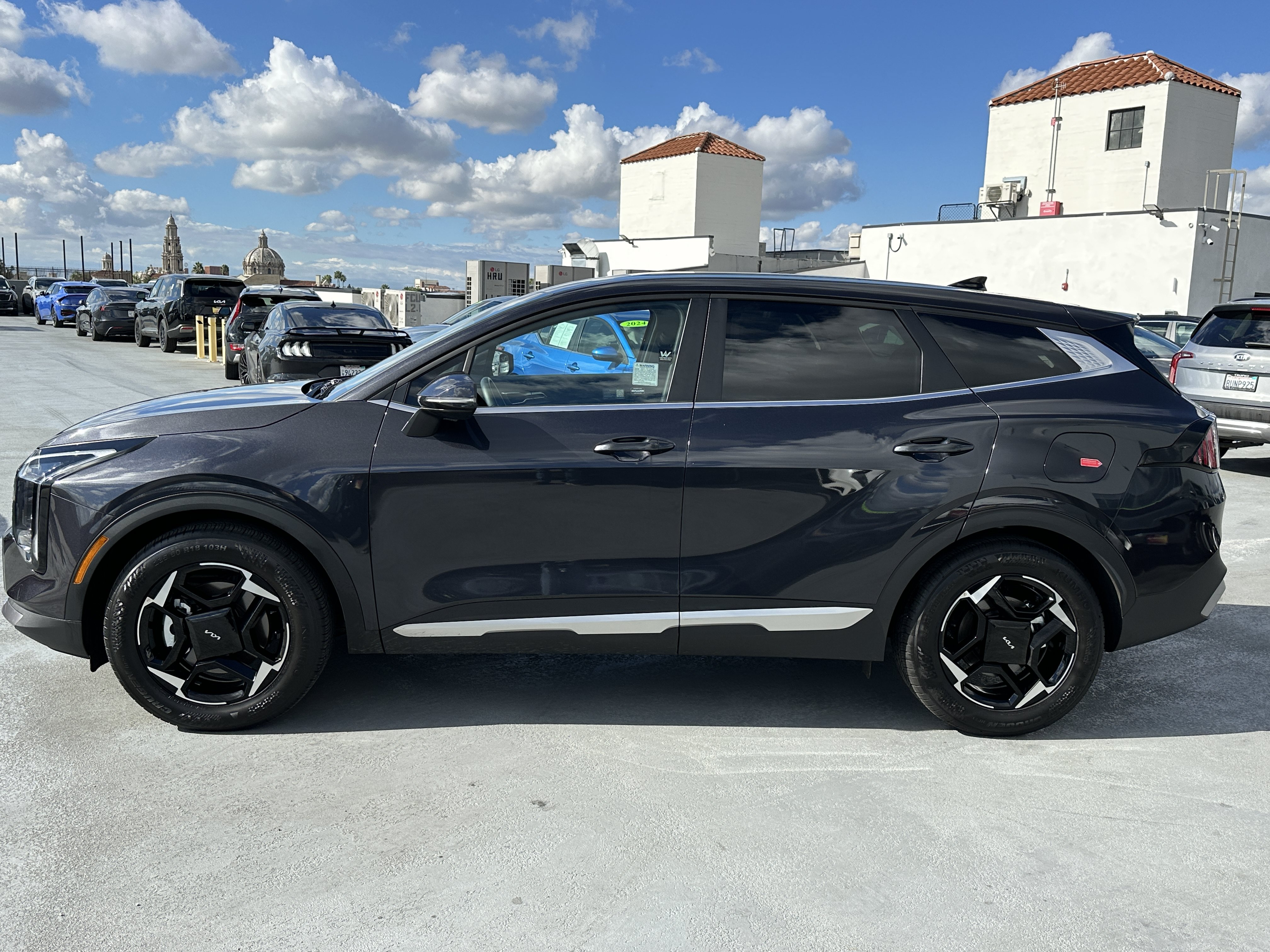Certified 2026 Kia Sportage EX FWD image 3