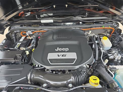 Used 2017 Jeep Wrangler Sport w/ Quick Order Package 24S image 25