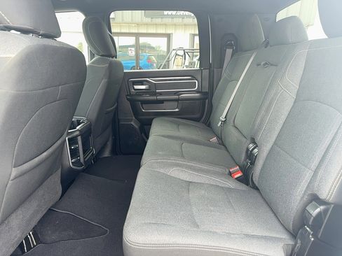 Used 2019 RAM 2500 Big Horn w/ Towing Technology Group image 15