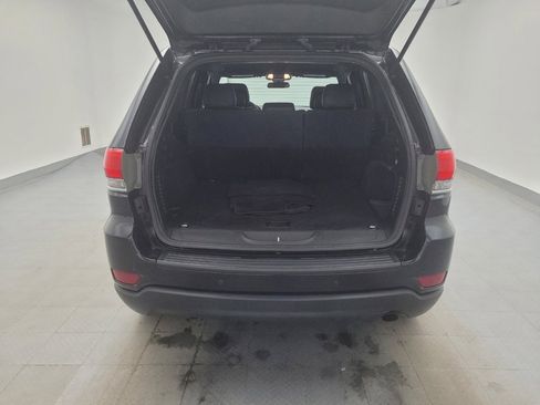 Used 2018 Jeep Grand Cherokee Laredo image 29