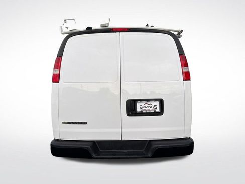 Used 2019 Chevrolet Express 2500 w/ Driver Convenience Package RWD image 4