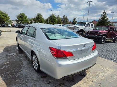 Used 2011 Toyota Avalon Base image 3