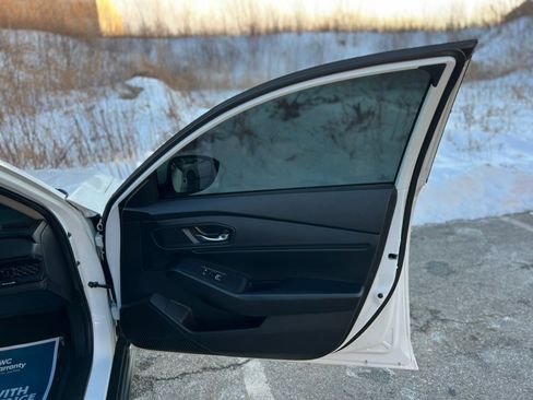 Used 2023 Honda Accord EX image 27