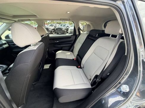 Used 2024 Honda CR-V EX image 3