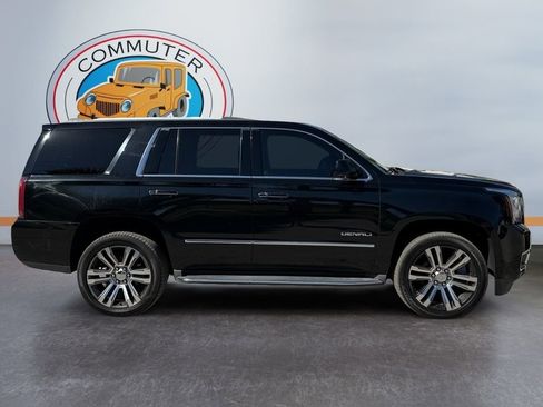 Used 2017 GMC Yukon Denali image 6