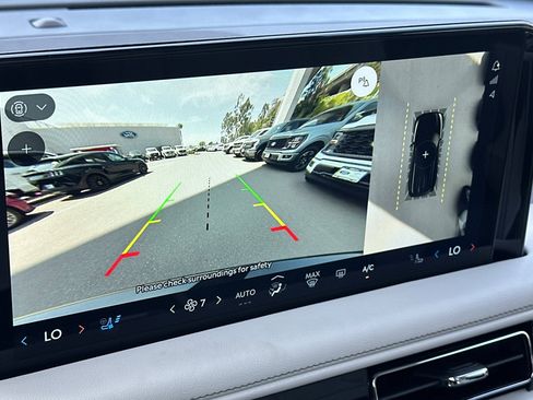 New 2025 Lincoln Aviator Reserve w/ Luxury Package image 20