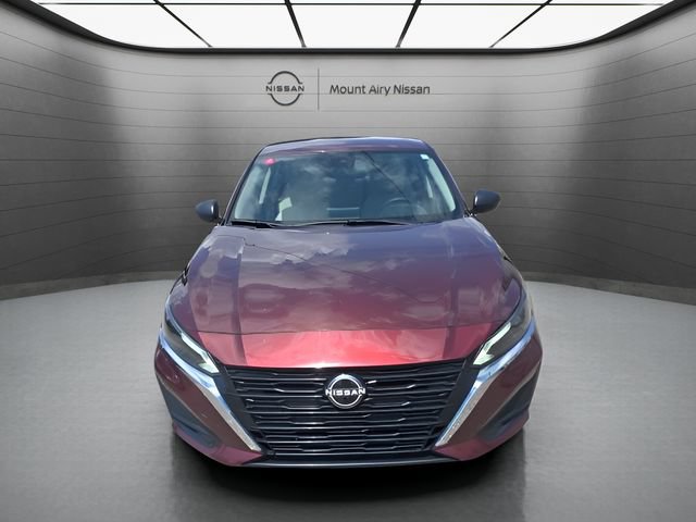 Certified 2025 Nissan Altima 2.5 SV FWD image 1