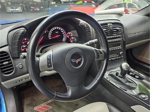 Used 2010 Chevrolet Corvette Grand Sport w/ Preferred Equipment Group image 9