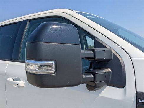 Used 2024 Ford F250 Lariat w/ Lariat Ultimate Package image 11