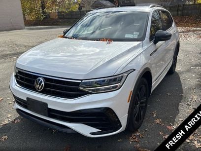 Used 2022 Volkswagen Tiguan SE R-Line