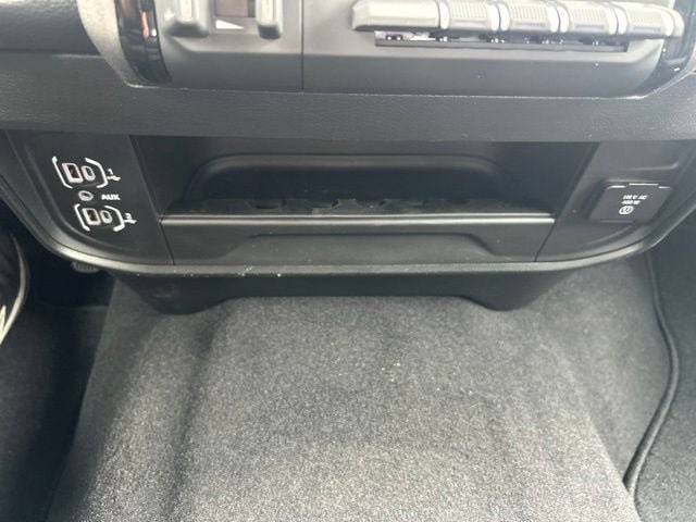 New 2027 RAM 3500 Tradesman AWD/4WD image 29