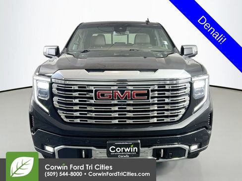 Used 2023 GMC Sierra 1500 Denali AWD/4WD image 4