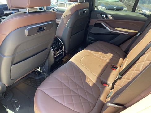 Used 2026 BMW X5 xDrive40i AWD/4WD image 16