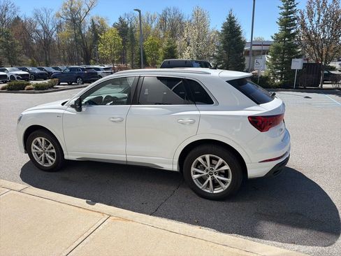 Used 2025 Audi Q3 2.0T Premium w/ Convenience Package AWD/4WD image 6