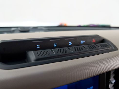 Used 2024 Ford Bronco Wildtrak image 26