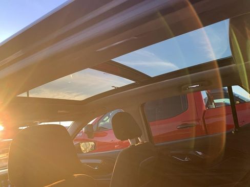 Used 2018 GMC Terrain SLE image 18