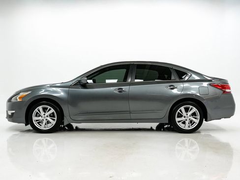 Used 2015 Nissan Altima 2.5 SV image 19