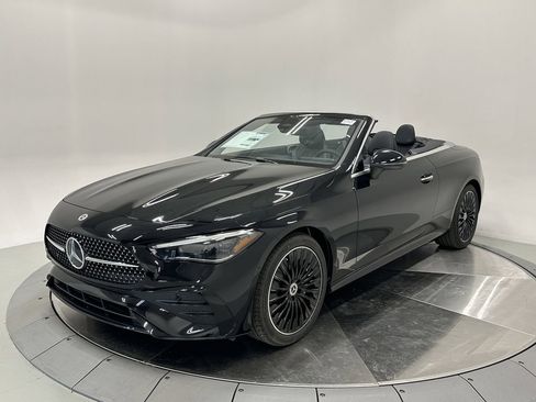 New 2026 Mercedes-Benz CLE 300 4MATIC Cabriolet image 3