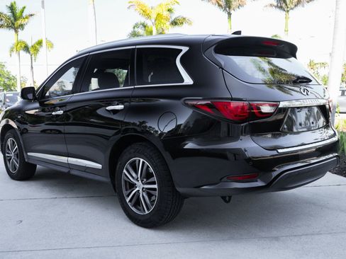 Certified 2018 INFINITI QX60 FWD w/ Premium Plus Package image 8