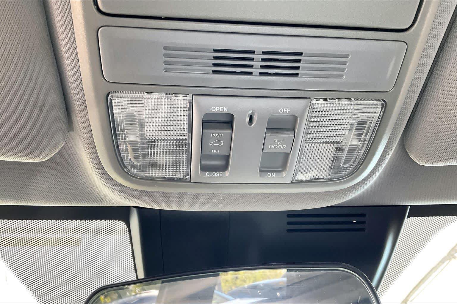 Used 2022 Honda CR-V EX image 34