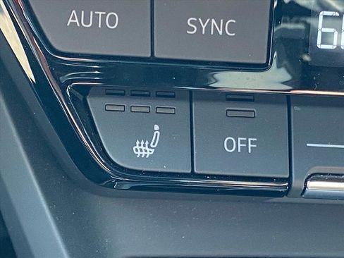 Used 2023 Audi e-tron GT Premium Plus image 13