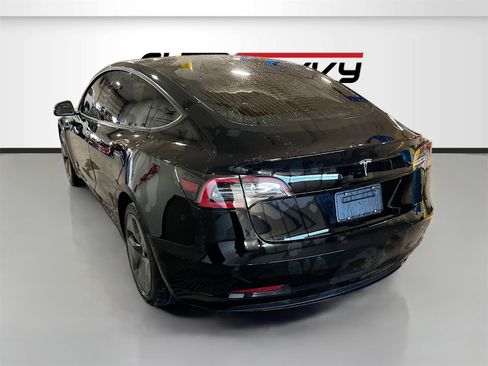 Used 2020 Tesla Model 3 image 5