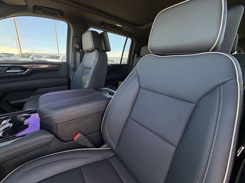 New 2026 GMC Yukon XL Elevation w/ Elevation Premium Package image 16
