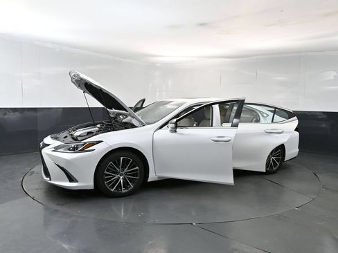 Used 2024 Lexus ES 350 w/ Premium Package FWD image 27