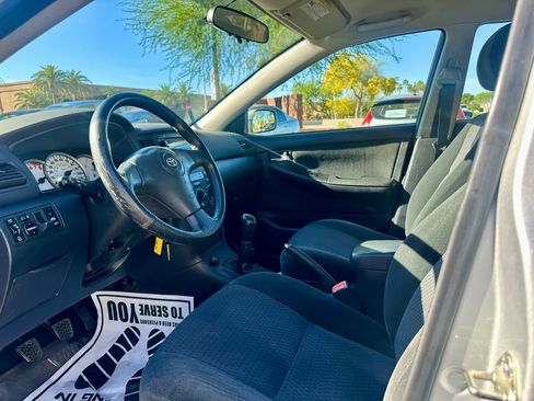 Used 2005 Toyota Corolla S image 10