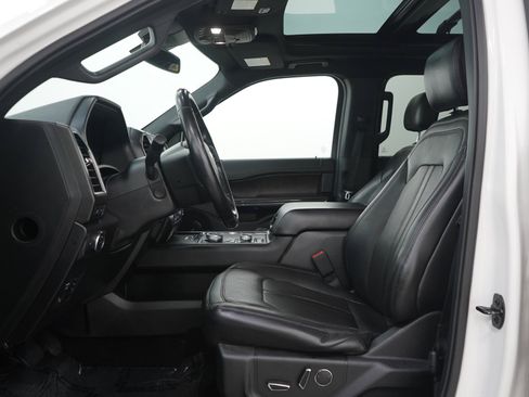 Used 2018 Ford Expedition Max Limited w/ Equipment Group 301A AWD/4WD image 25