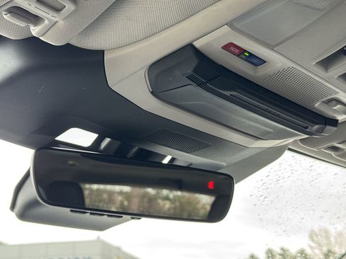 Used 2024 Subaru Ascent Limited w/ Technology Package image 27