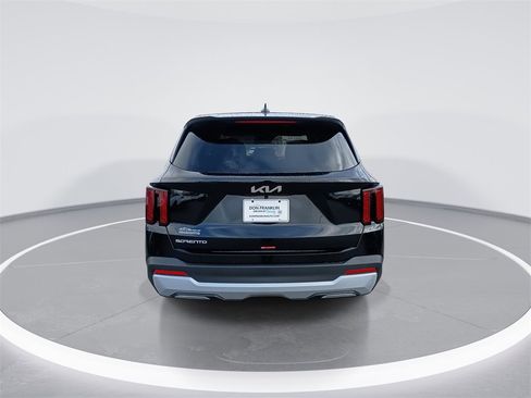 New 2026 Kia Sorento LX image 7