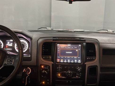 Used 2019 RAM 1500 Express w/ Express Value Package AWD/4WD image 27