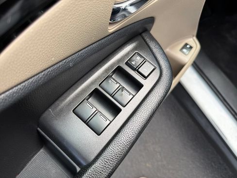 Used 2018 Honda Pilot Elite image 11