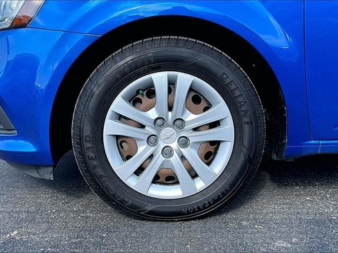 Used 2017 Chevrolet Sonic LS FWD image 9