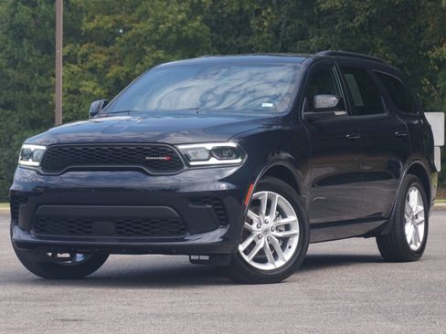 Used 2024 Dodge Durango GT image 4